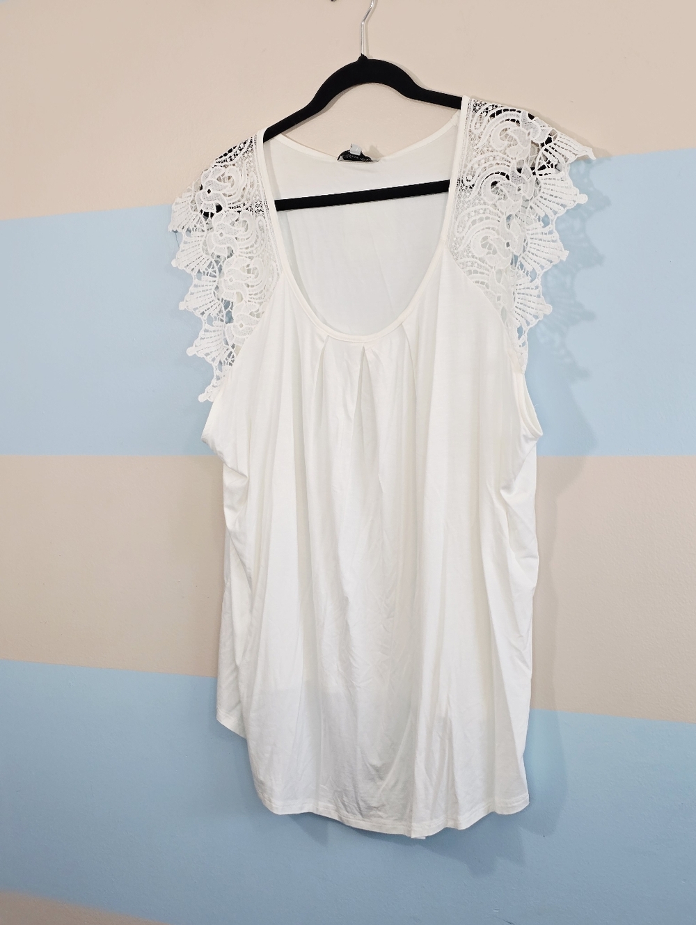 Meera Lane Plus Size White Crochet Sleeve Scoop Neck Tank Top - Picture 3 of 8